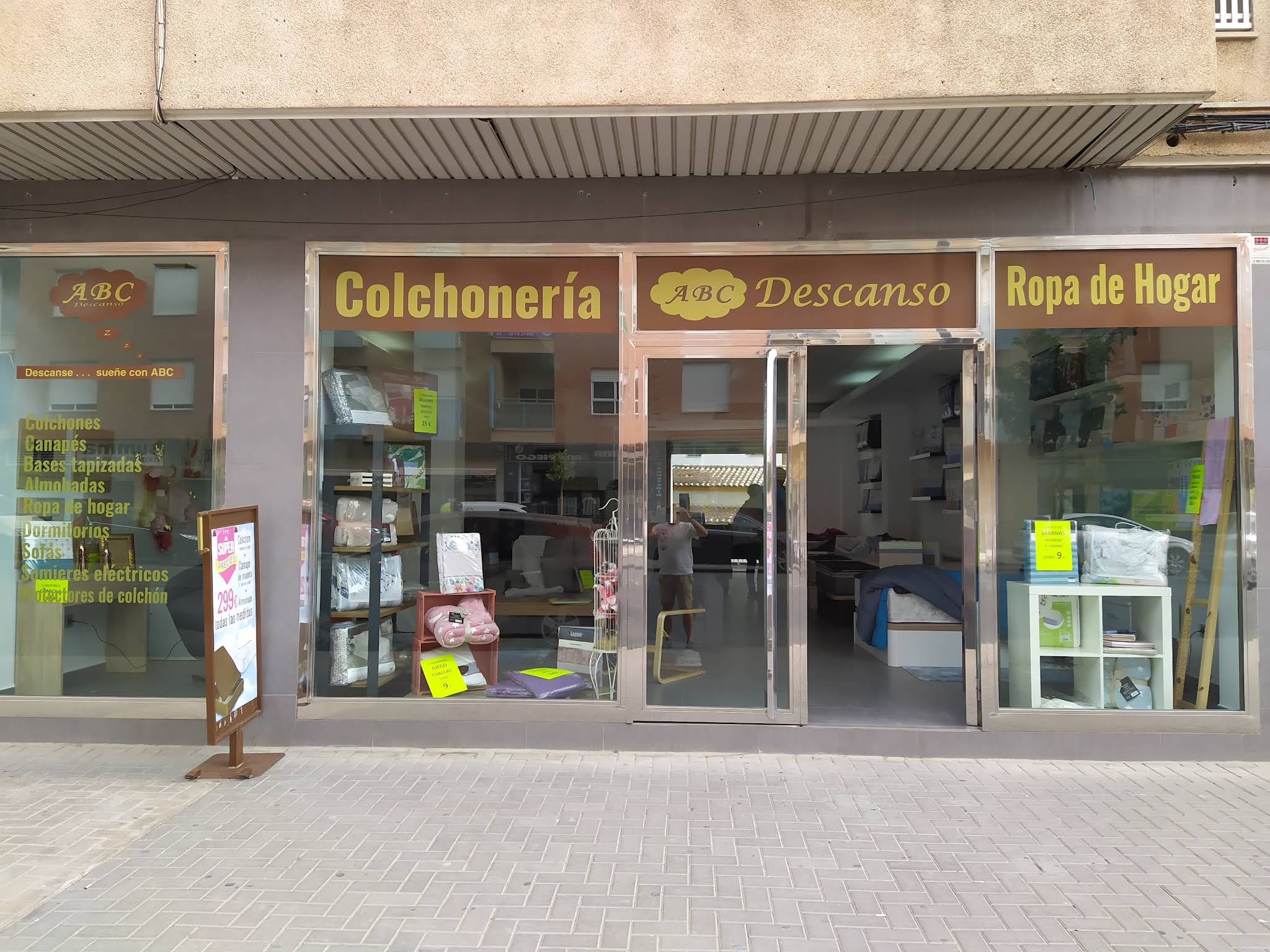 ABC Descanso — Avenida Europa 6, Lorca